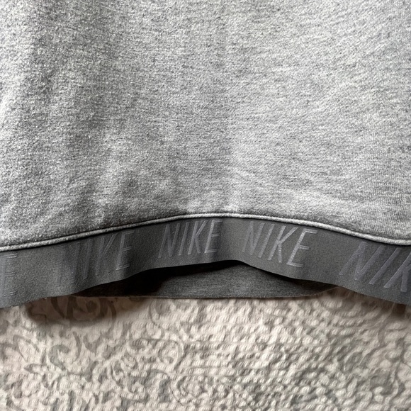 Nike Sweatshirt Dri Fit Cowl Neck , Medium, previously loved - Picture 3 of 9